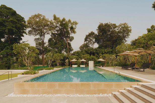 Sama resort pool